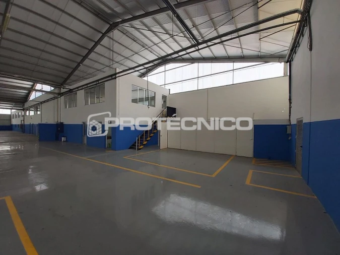 Armazém para Arrendamento em Zona Industrial En 1 Norte Foto 6