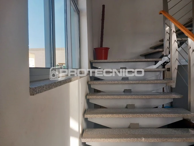 Armazém para Venda em Sobreiro Foto 5