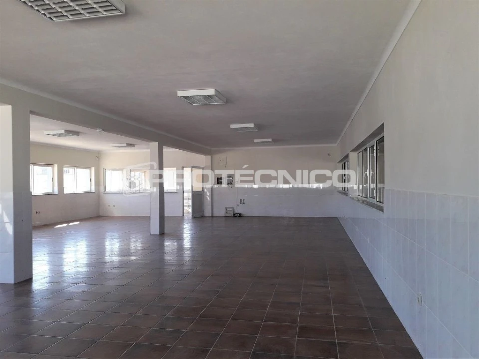 Armazém para Venda em Gafanha da Encarnação Foto 10