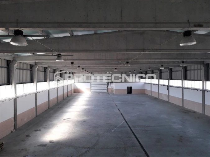 Armazém para Venda em Gafanha da Encarnação Foto 2