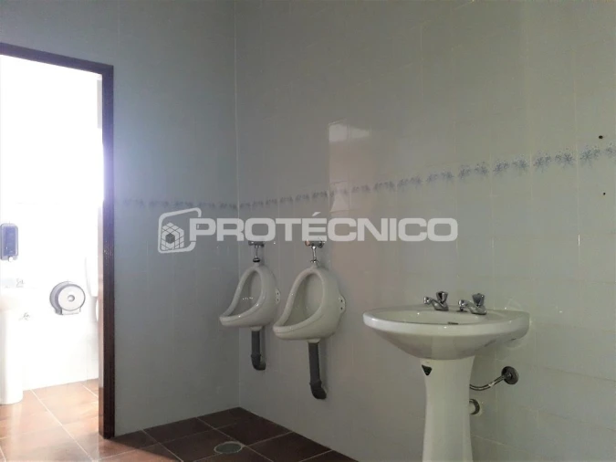 Armazém para Venda em Gafanha da Encarnação Foto 14