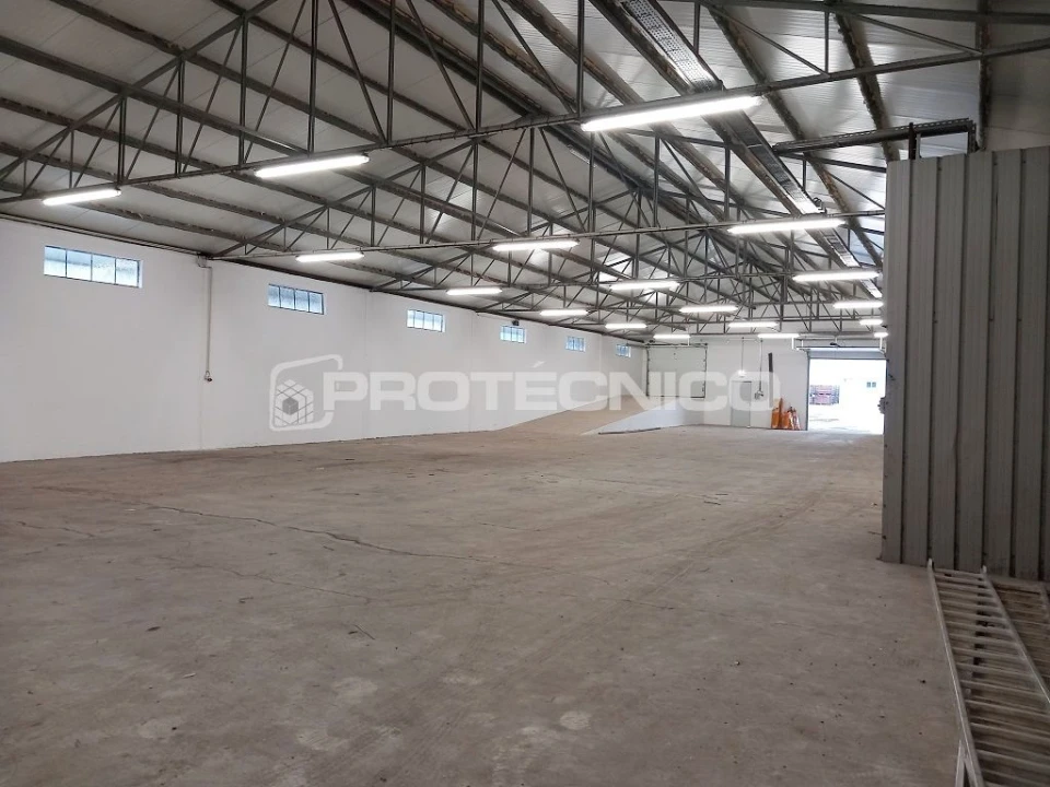 Armazém para Arrendamento em Zona Industrial En 1 Sul Foto 6