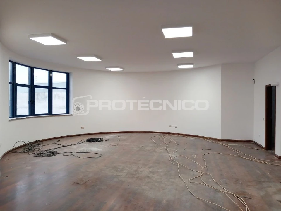 Armazém para Arrendamento em Zona Industrial En 1 Sul Foto 7