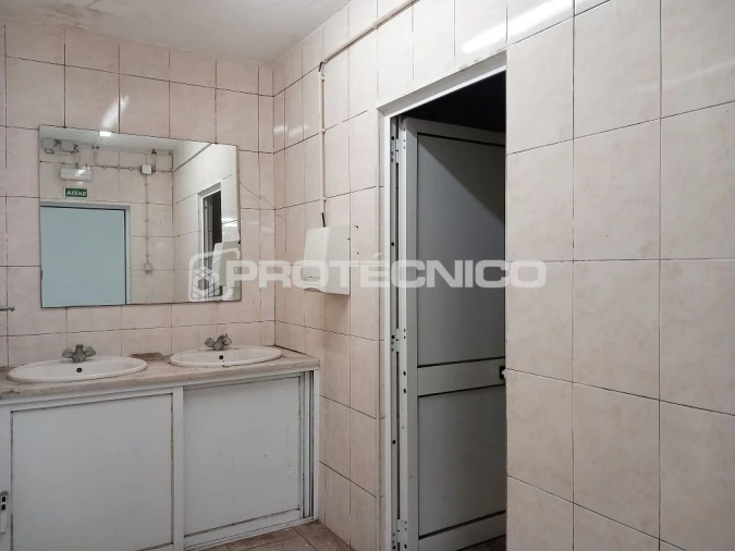 Armazém para Arrendamento em Zona Industrial En 1 Sul Foto 10