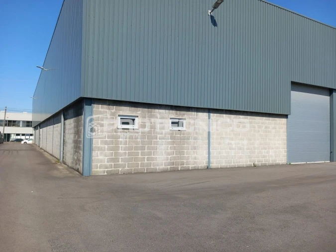 Armazém para Venda em Palhaça Foto 20