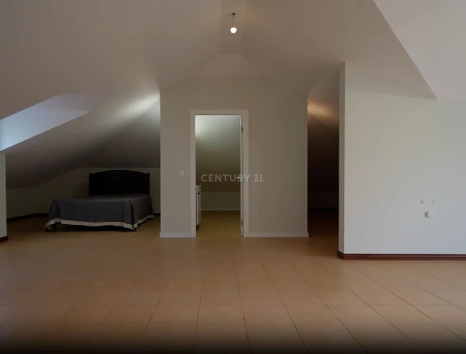 Moradia T3 para Venda em Canhas Foto 19