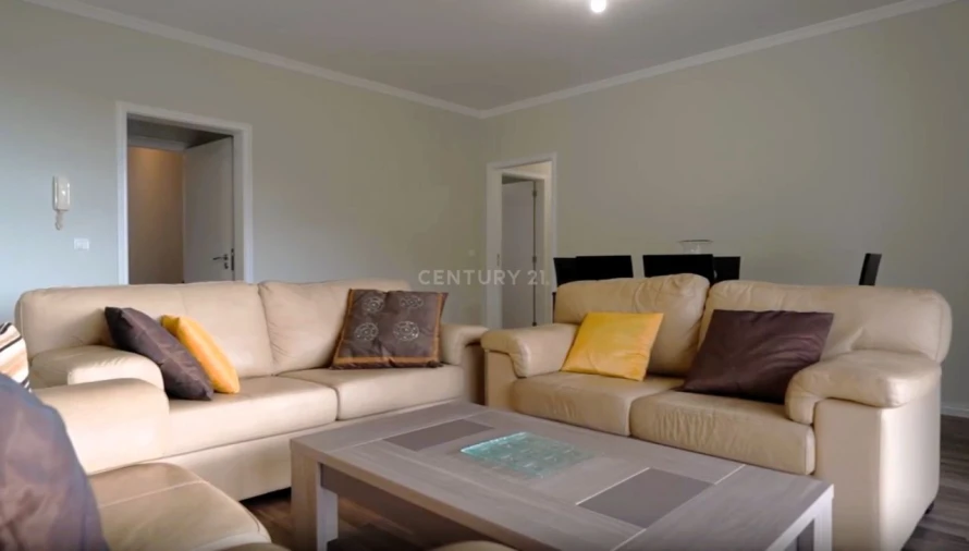 Moradia T3 para Venda em Canhas Foto 6