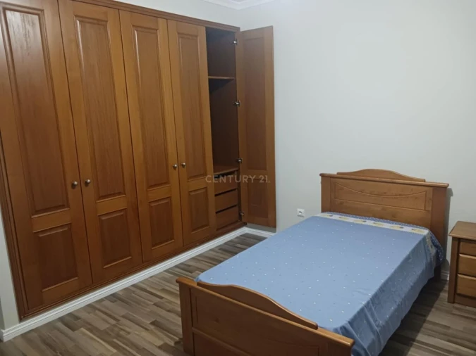 Moradia T3 para Venda em Canhas Foto 13