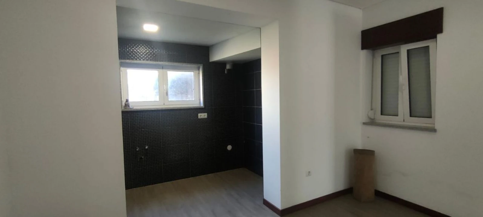 Moradia T2 para Venda em Camarneira Foto 2