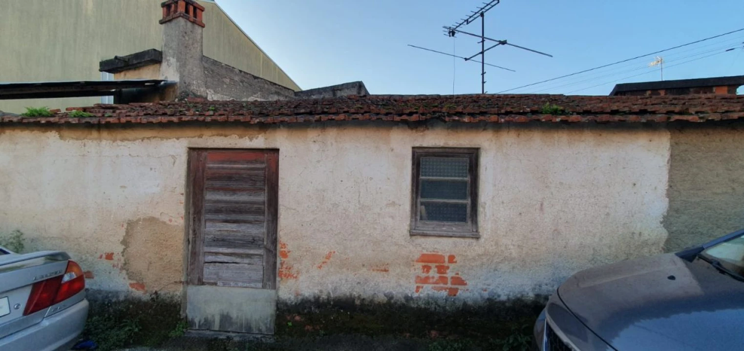 Moradia T2 para Venda em Casal Comba Foto 2