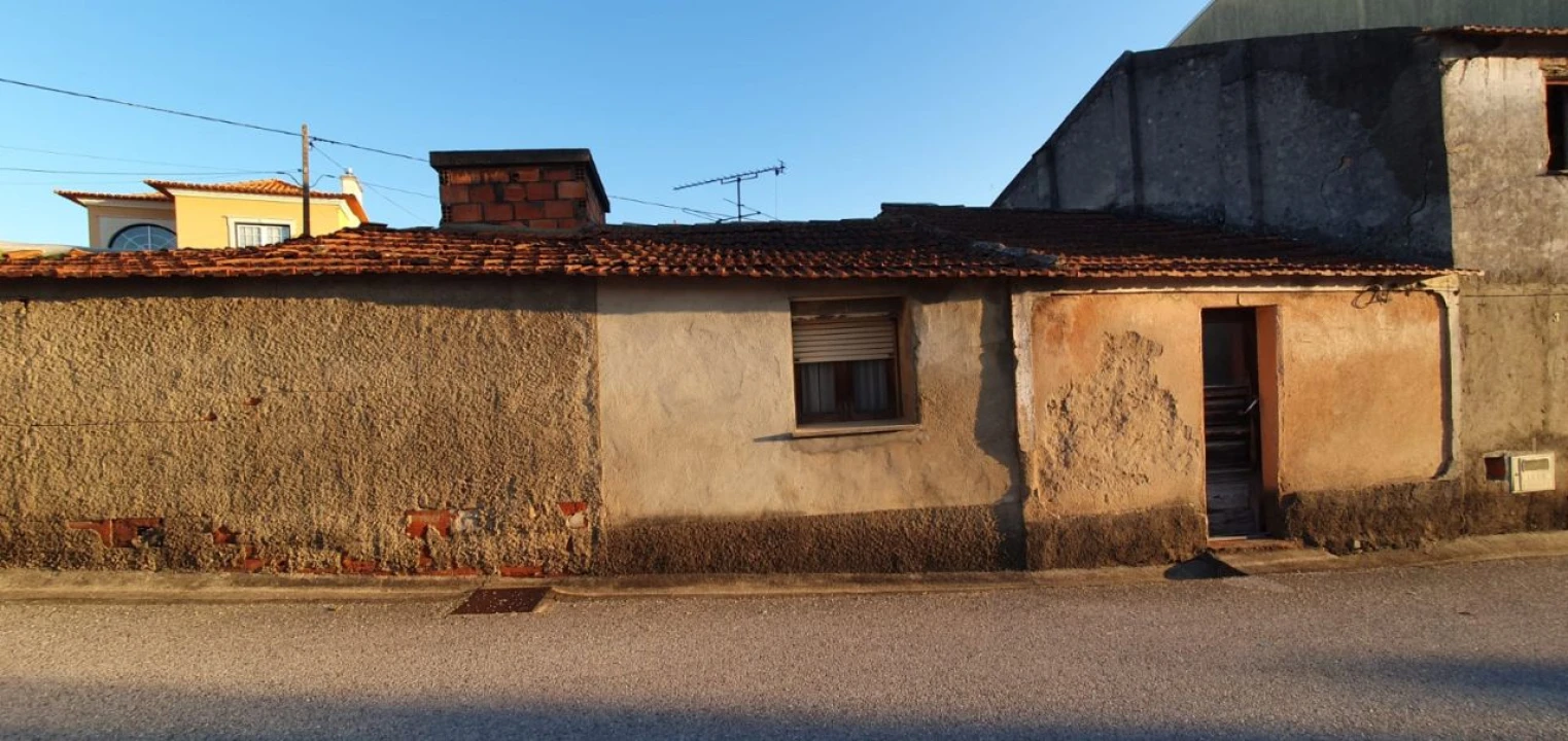 Moradia T2 para Venda em Casal Comba Foto 25