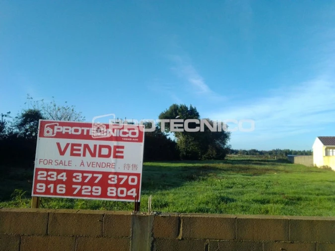 Terreno para Venda em Sarrazola Foto 2