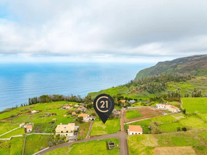 Terreno para Venda em Ponta do Pargo Foto 1