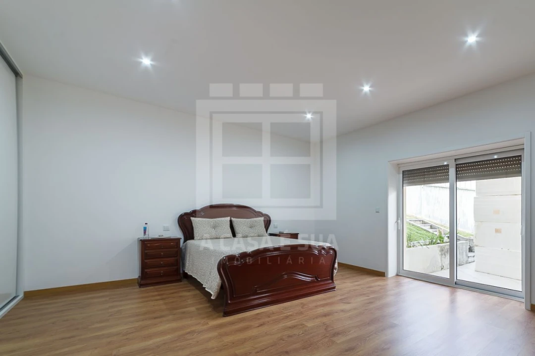 Moradia T6 para Venda em Cortegaça Foto 16