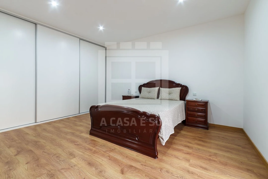 Moradia T6 para Venda em Cortegaça Foto 17