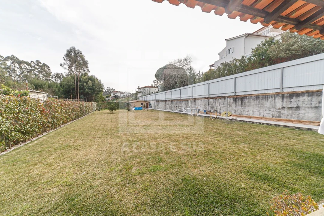 Moradia T6 para Venda em Cortegaça Foto 28