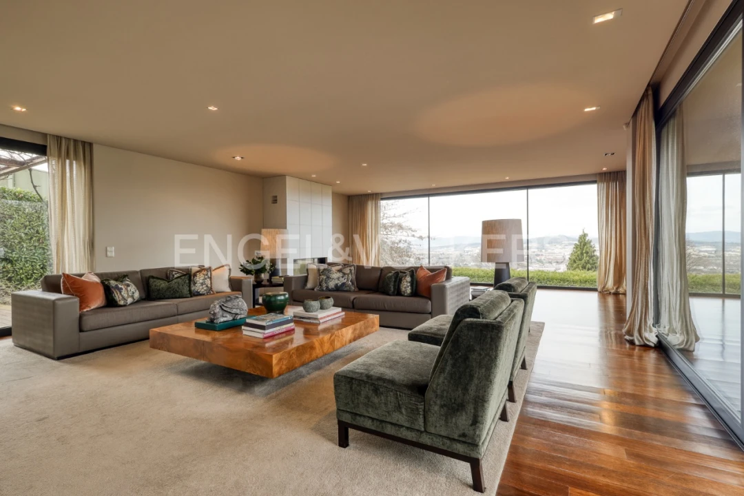 Moradia T5 para Venda em Guimarães Foto 4