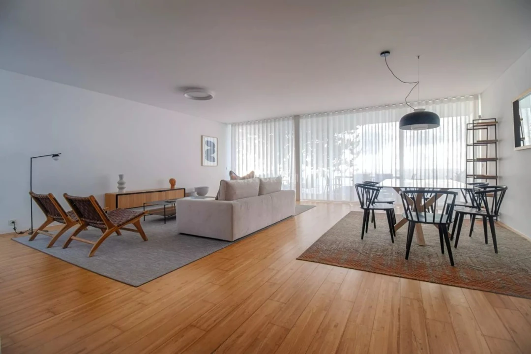 Moradia T4 para Venda em Funchal Foto 6