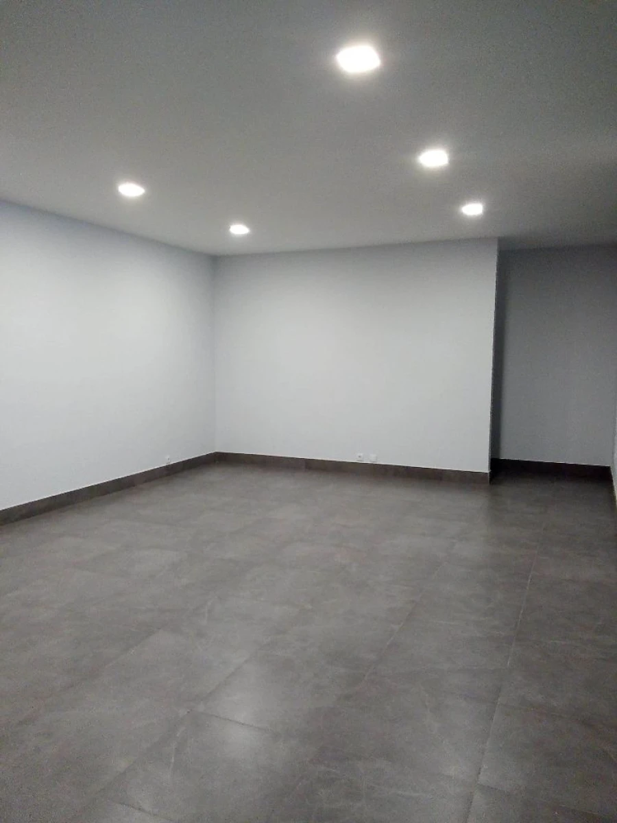 Loja para Venda em Braga Foto 11