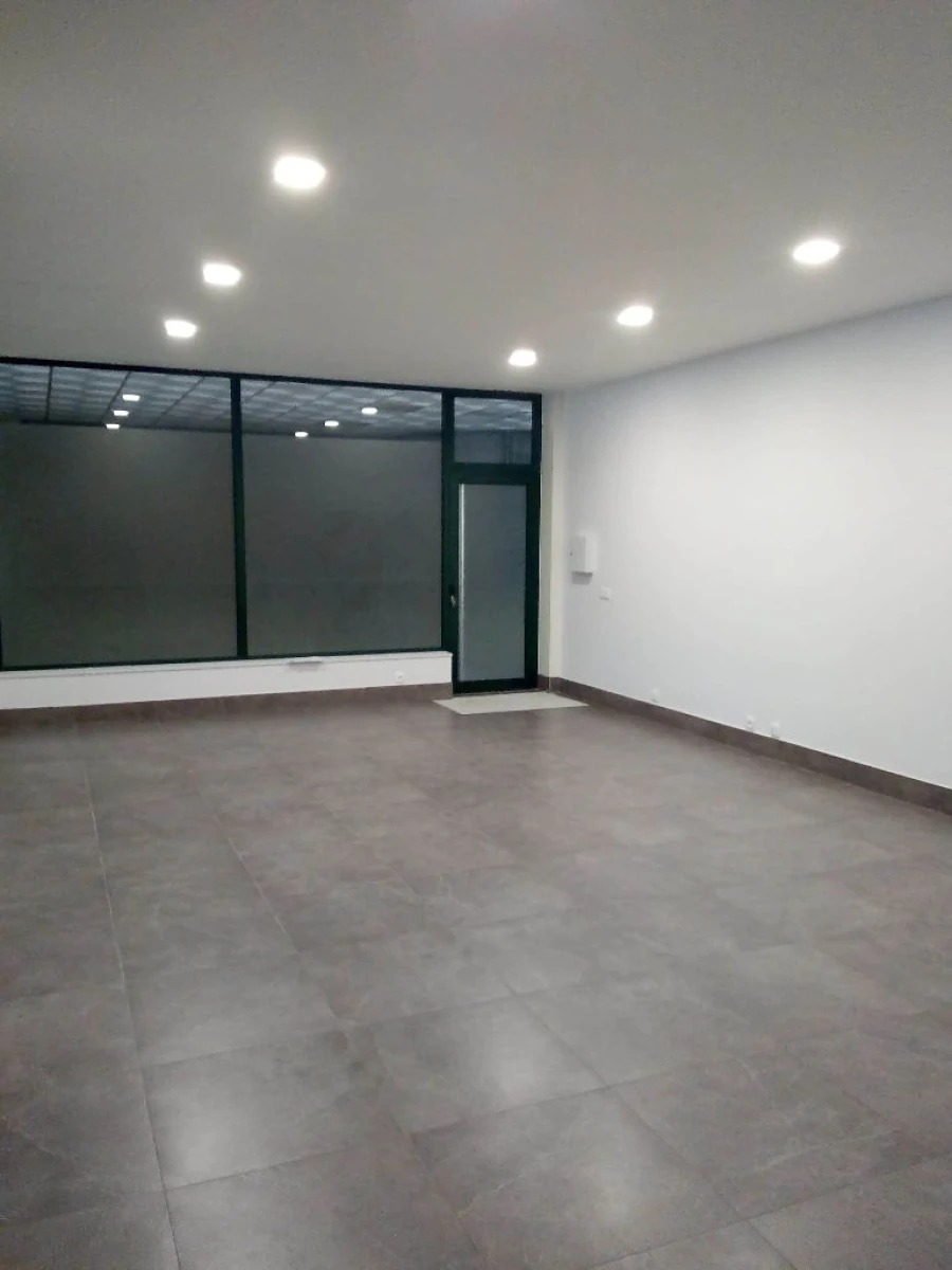 Loja para Venda em Braga Foto 12