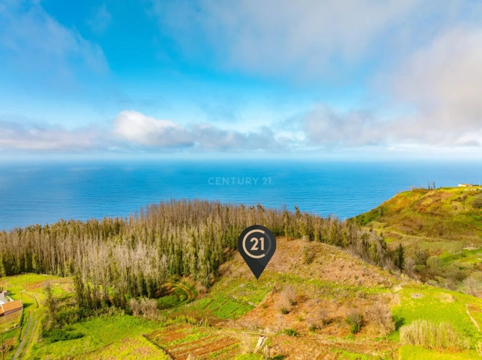 Terreno para Venda em Achada do Crasto Foto 5