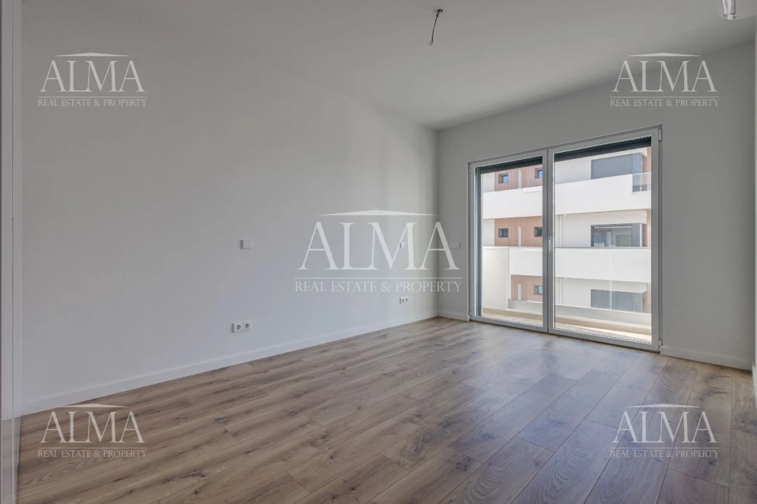 Apartamento T4 para Venda em Porto Foto 16