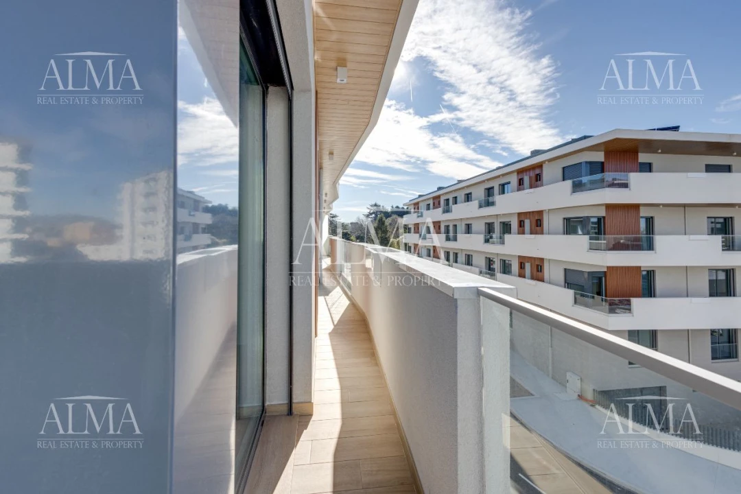 Apartamento T4 para Venda em Porto Foto 28