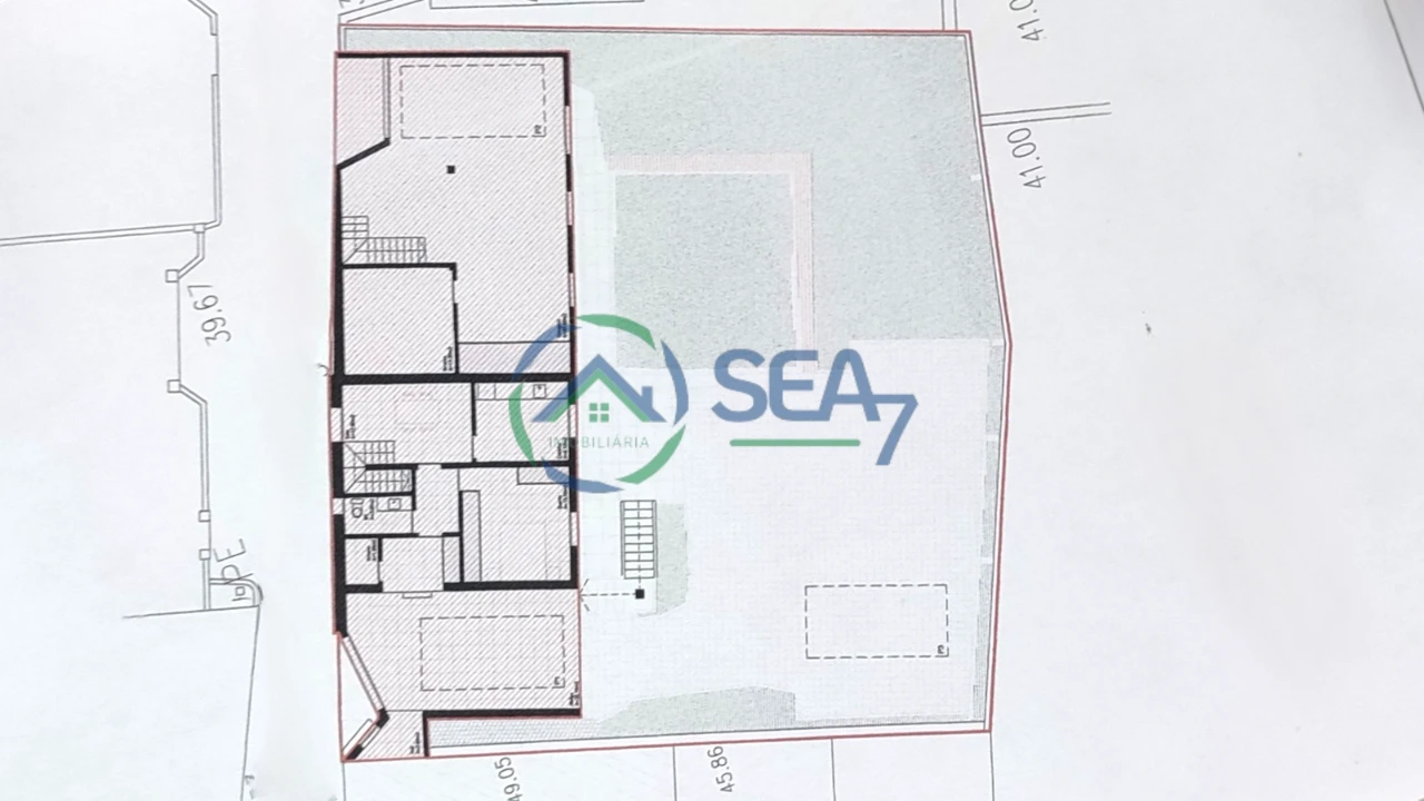 Moradia T6 para Venda em Belinho Foto 35