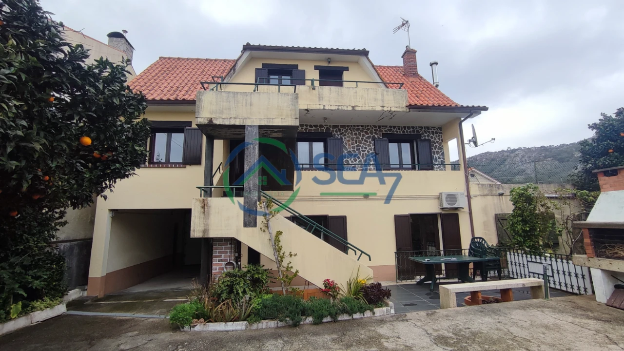 Moradia T6 para Venda em Belinho Foto 2