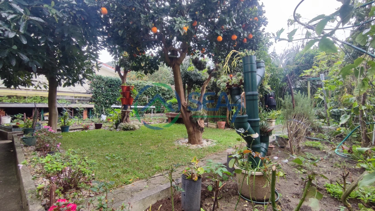 Moradia T6 para Venda em Belinho Foto 39