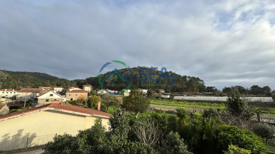 Moradia T6 para Venda em Belinho Foto 3