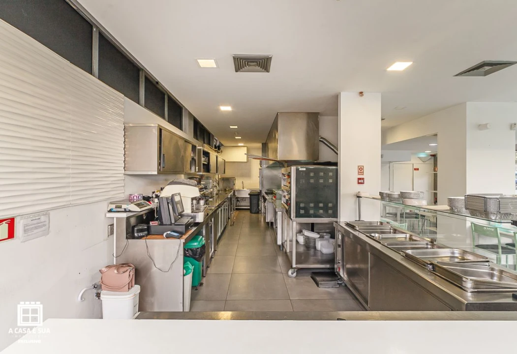 Loja para Venda em Espinho Foto 14