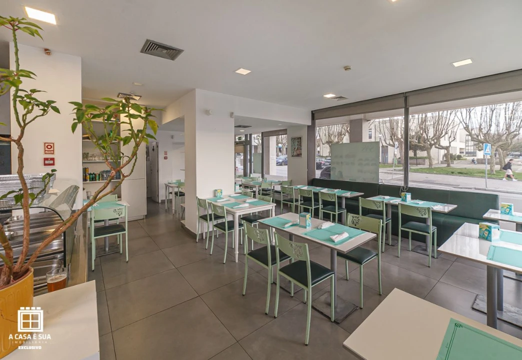 Loja para Venda em Espinho Foto 13