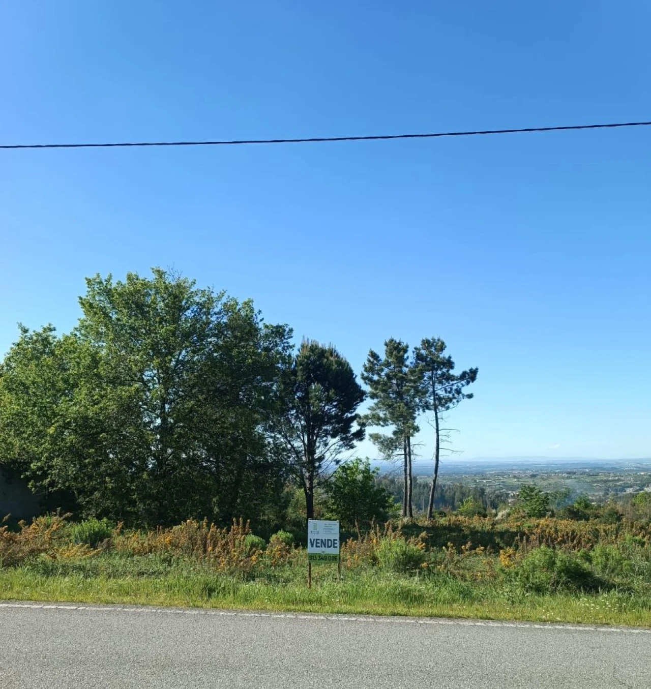 Terreno para Venda em Gavinhos de Cima Foto 1