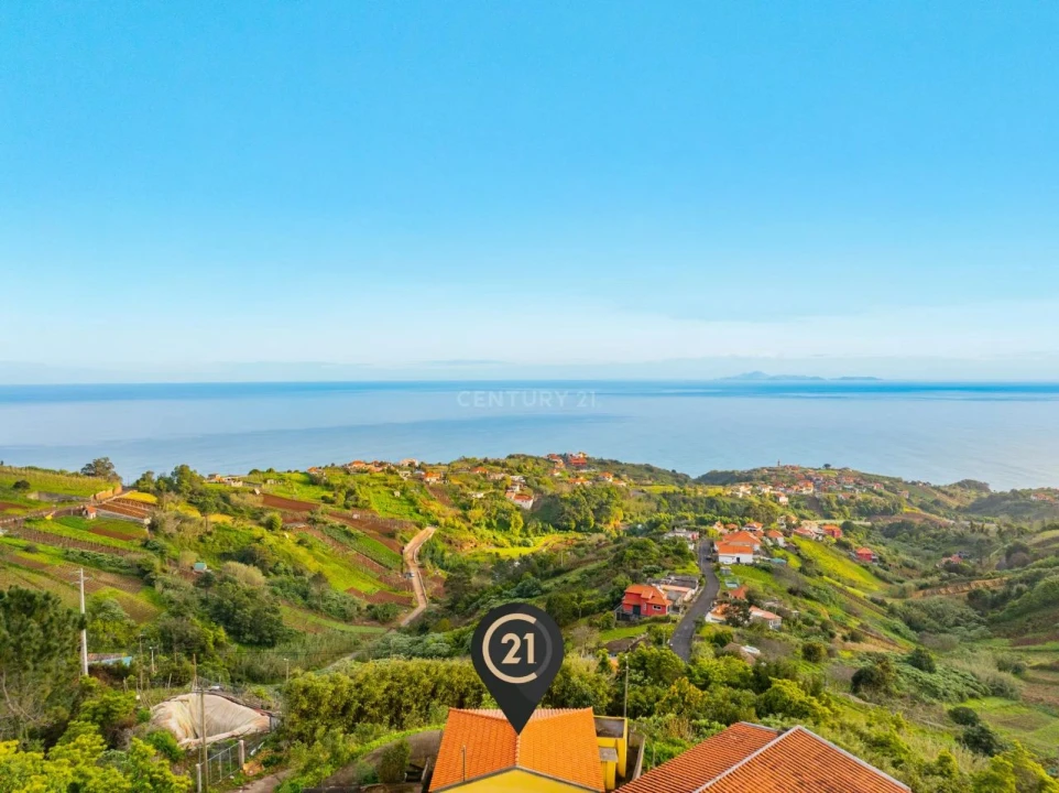 Moradia T2 para Venda em Achada Grande Foto 8