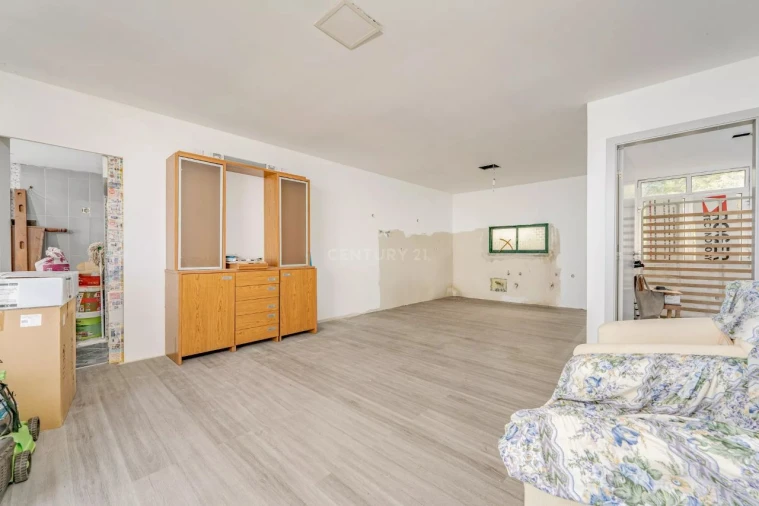 Moradia T2 para Venda em Achada Grande Foto 15