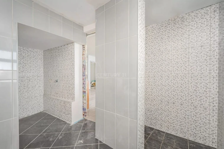 Moradia T2 para Venda em Achada Grande Foto 17