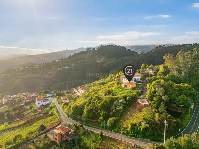 Moradia T2 para Venda em Achada Grande Foto 23