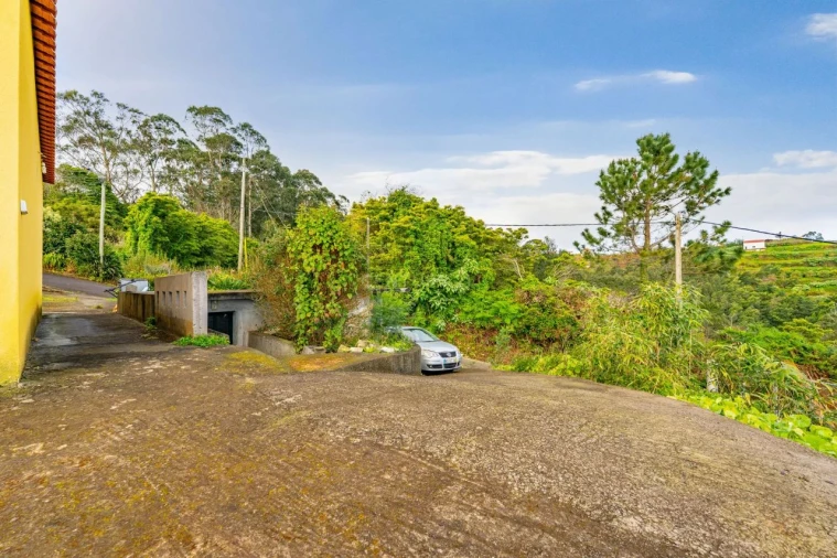 Moradia T2 para Venda em Achada Grande Foto 30