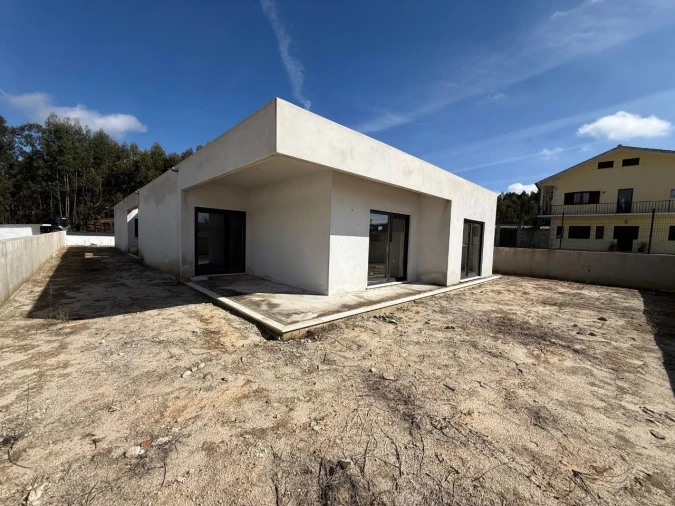 Moradia T4 para Venda em Rio Maior Foto 4