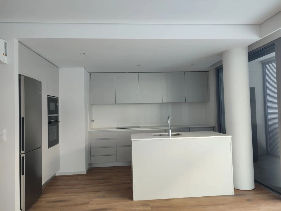 Apartamento T2 para Venda em Vila Nova de Gaia Foto 2