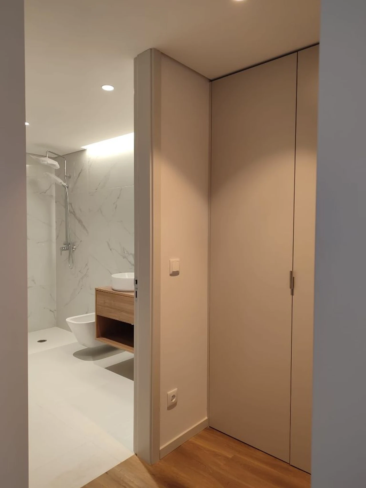 Apartamento T2 para Venda em Vila Nova de Gaia Foto 14