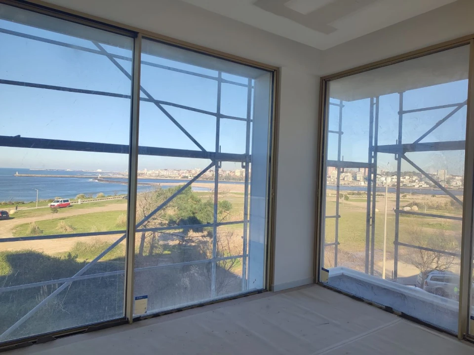 Apartamento T3 para Venda em Vila Nova de Gaia Foto 1