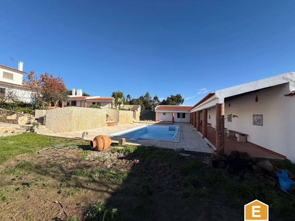 Moradia T5 para Venda em Landal Foto 1