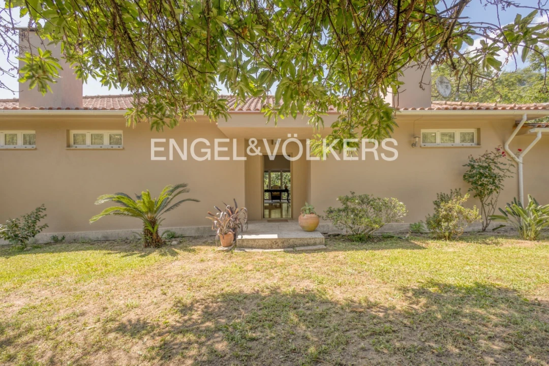 Moradia T4 para Venda em Barral Foto 33