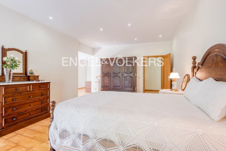 Moradia T4 para Venda em Barral Foto 23