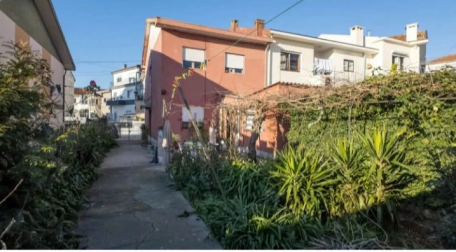 Moradia T4 para Venda em Rio Tinto Foto 8