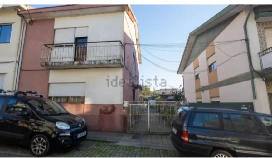 Moradia T4 para Venda em Rio Tinto Foto 15