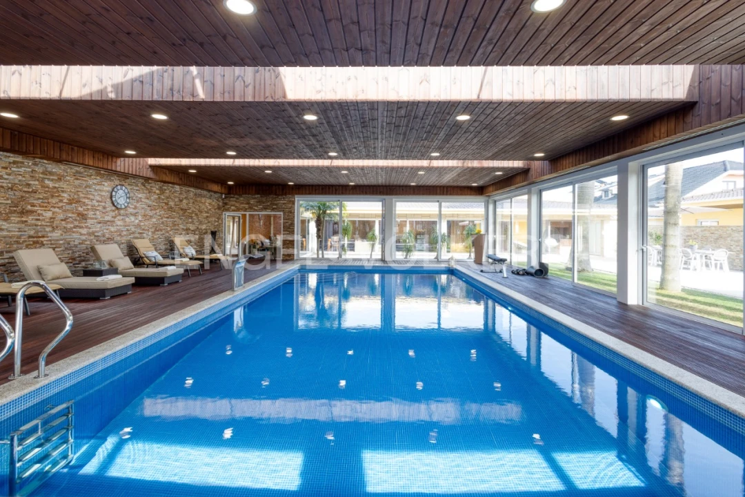 Moradia T6 para Venda em Seroa Foto 9