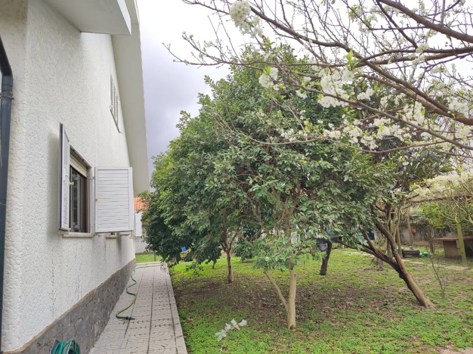 Moradia T9 para Venda em Vila Nova de Gaia Foto 18